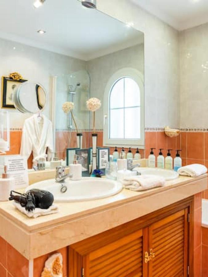 Z&Olé Apartman Torremolinos Kültér fotó
